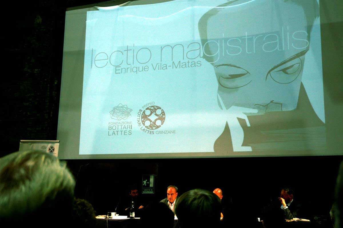 Vila-Matas il 2 ottobre a Torino durante la lectio magistralis